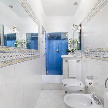 Bed and Breakfast Maresca 4*